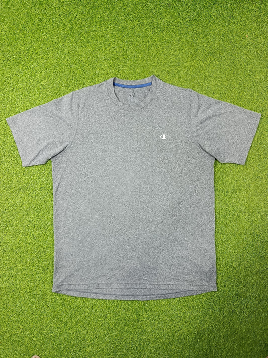 CHAMPION MEN ROUND NECK T-SHIRT Size L