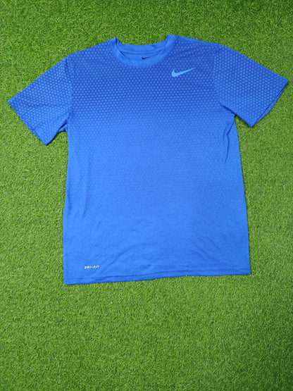 NIKE MEN ROUND NECK T-SHIRT Size M