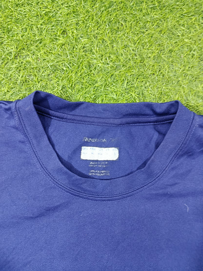 REEBOK MEN ROUND NECK T-SHIRT Size L
