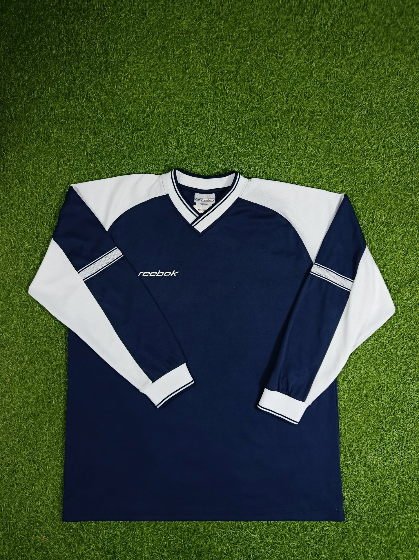 REEBOK MEN T-SHIRT Size M