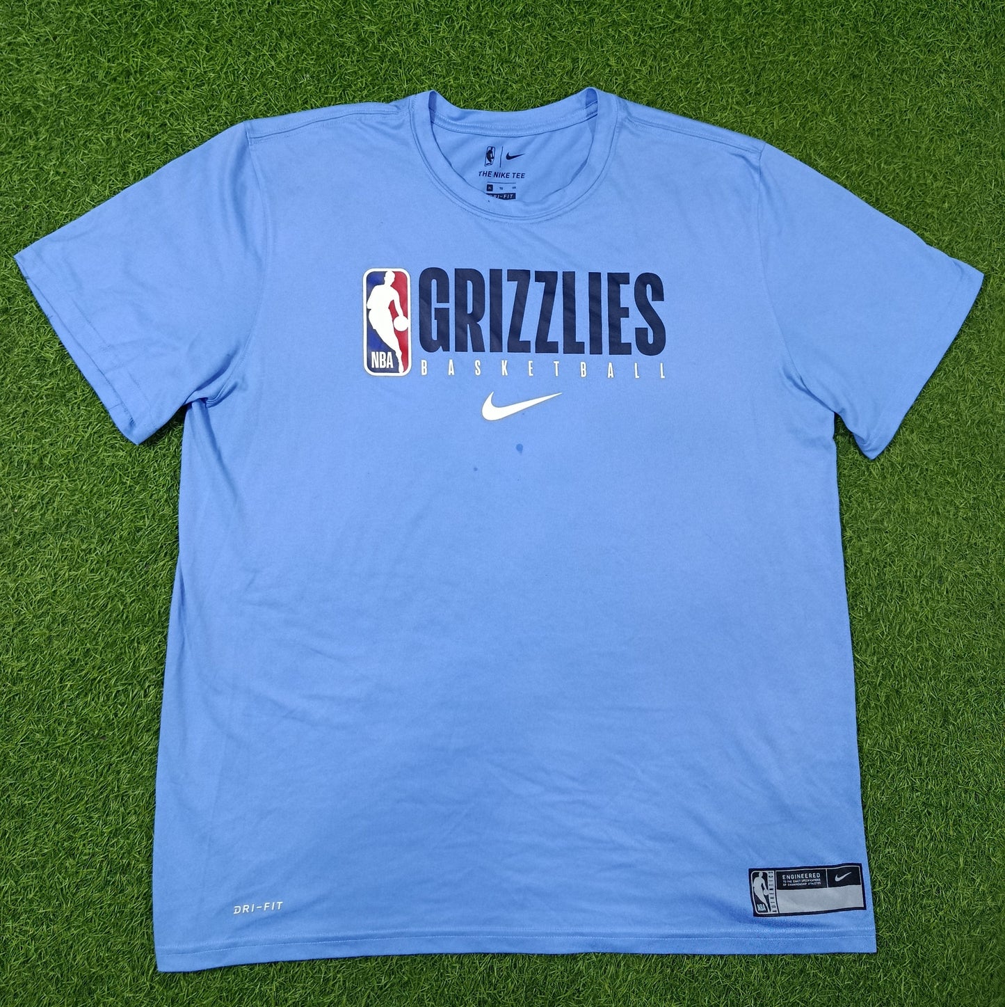 NIKE MEN ROUND NECK T-SHIRT Size XL